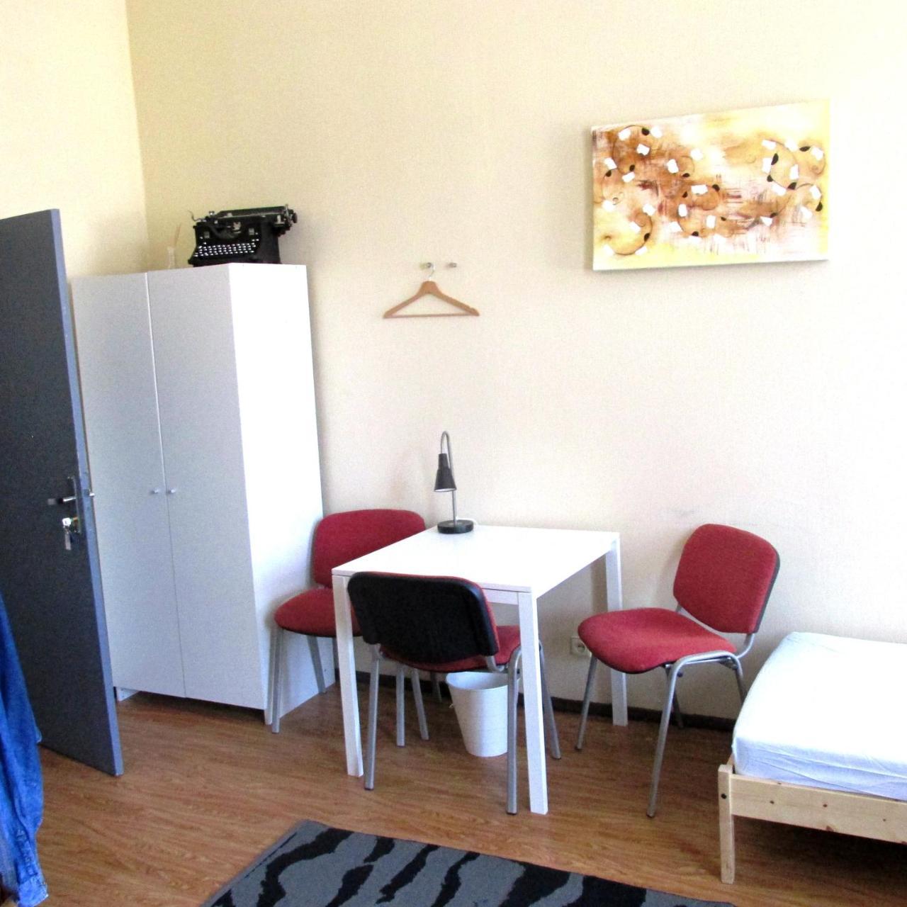 25 Hours Hostel Vilnius Dış mekan fotoğraf